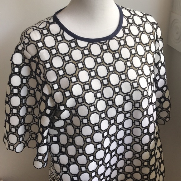 Tory Burch Geometrical Lace Top, Size 4 - Picture 5 of 8